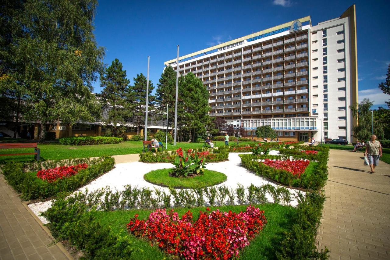 Hotel Rehabilitační sanatorium - Lázně Darkov Karviná Exterior foto